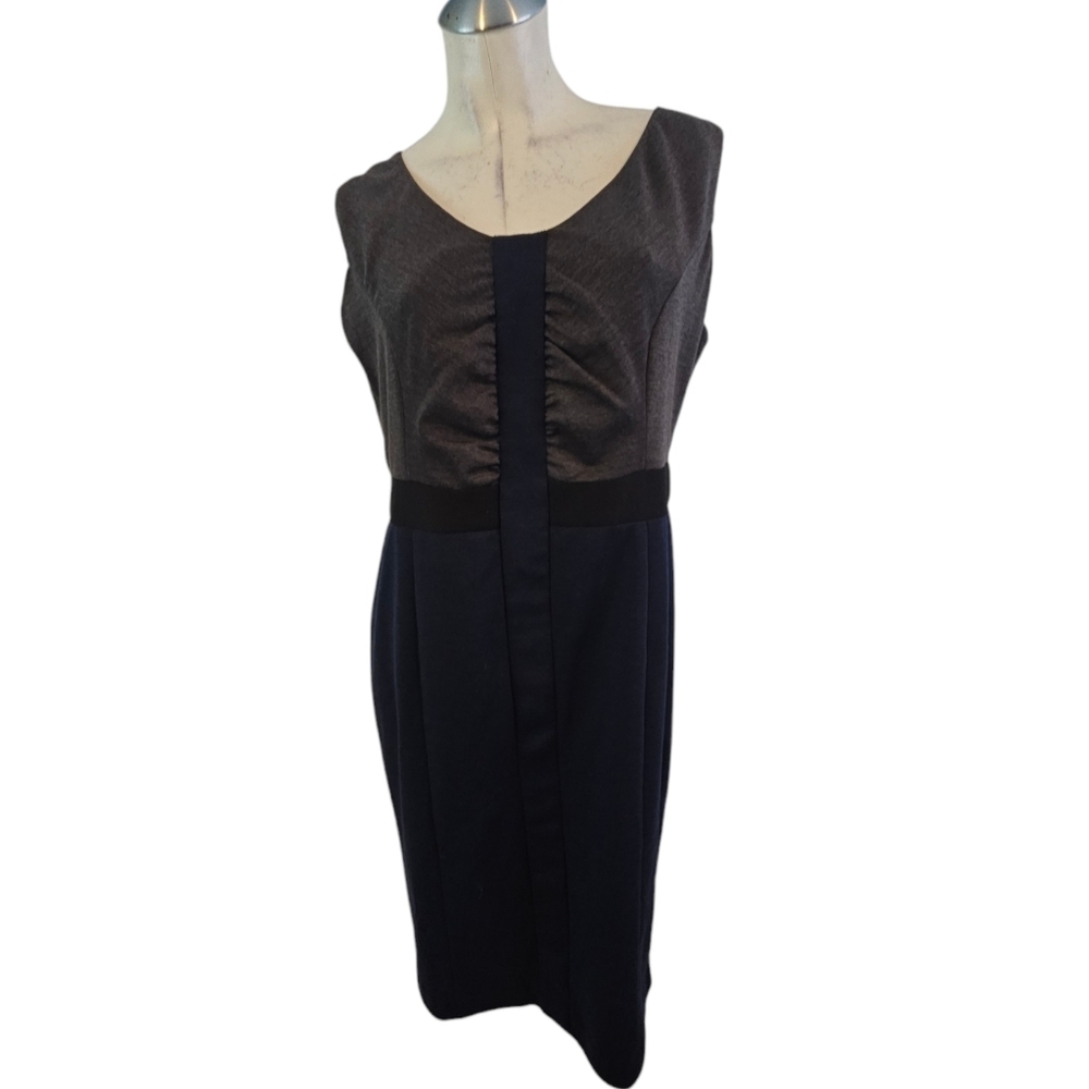 NWOT Rafaella Size 12 Sleeveless Sheath Midi Dress with Scoop Neck